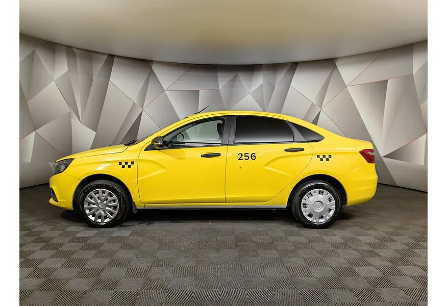 АВИЛОН - ВАЗ (Lada) Vesta 1.6 MT (106 л.с.) Желтый - slide 2