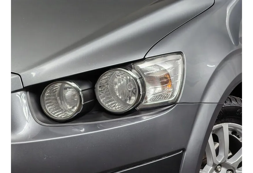 Chevrolet Aveo 1.6 AT (115 л.с.) Серый в АВИЛОН. Слайд №10