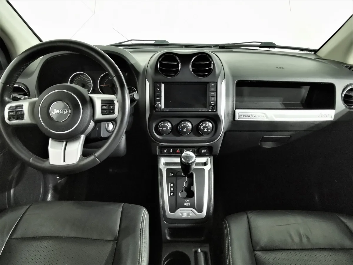 Jeep Compass 2.4 AT AWD (170 л.с.) Limited Белый в АВИЛОН. Слайд №13