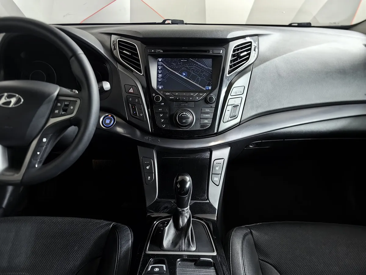 Hyundai i40 2.0 AT (150 л.с.) Business Синий в АВИЛОН. Слайд №14