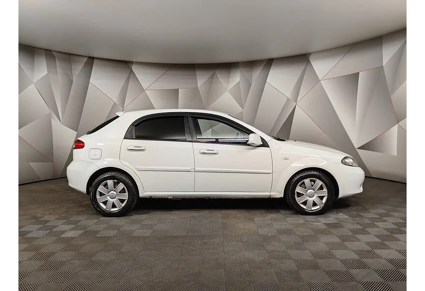 Chevrolet Lacetti 1.6 MT (109 л.с.) Белый в АВИЛОН. Слайд №6