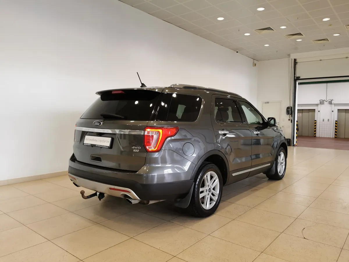 Ford Explorer 3.5 SelectShift 4WD (249 л.с.) Limited Plus Серый в АВИЛОН. Слайд №2