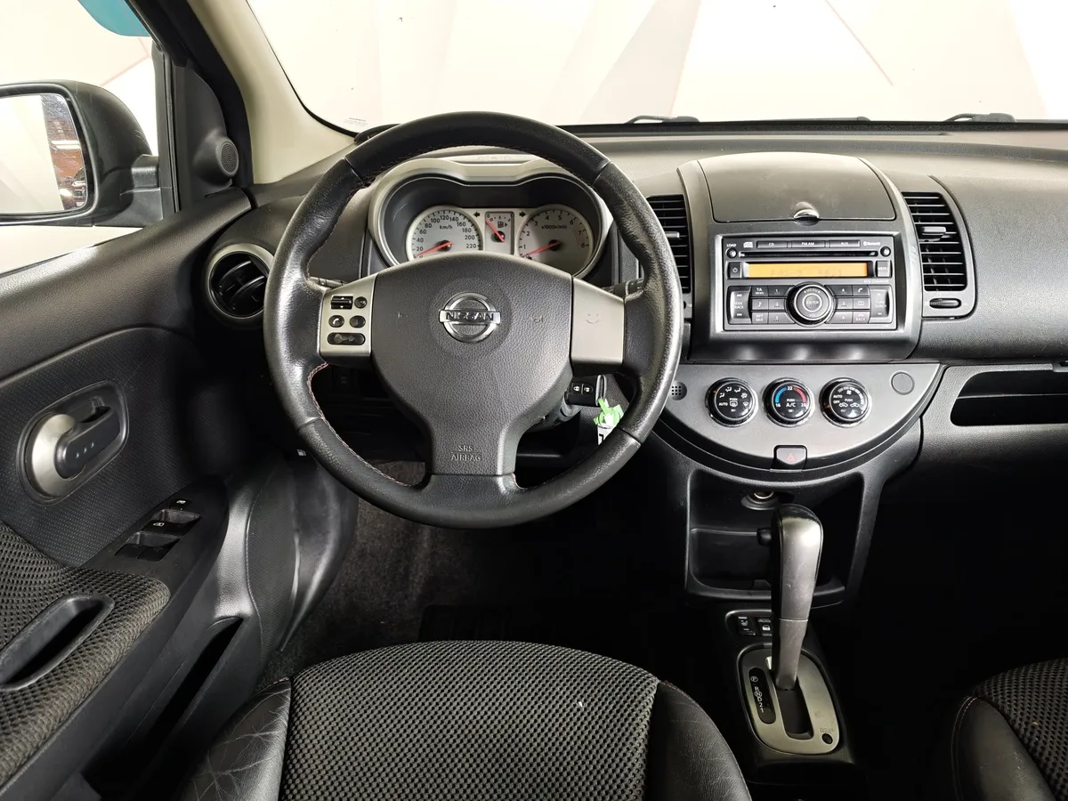 Nissan Note 1.6 AT (110 л.с.) Черный в АВИЛОН. Слайд №20