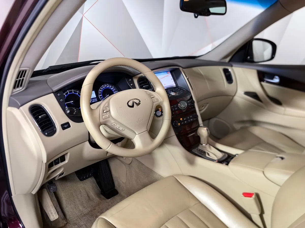 Infiniti QX50 2.5 AT AWD (222 л.с.) Красный в АВИЛОН. Слайд №19