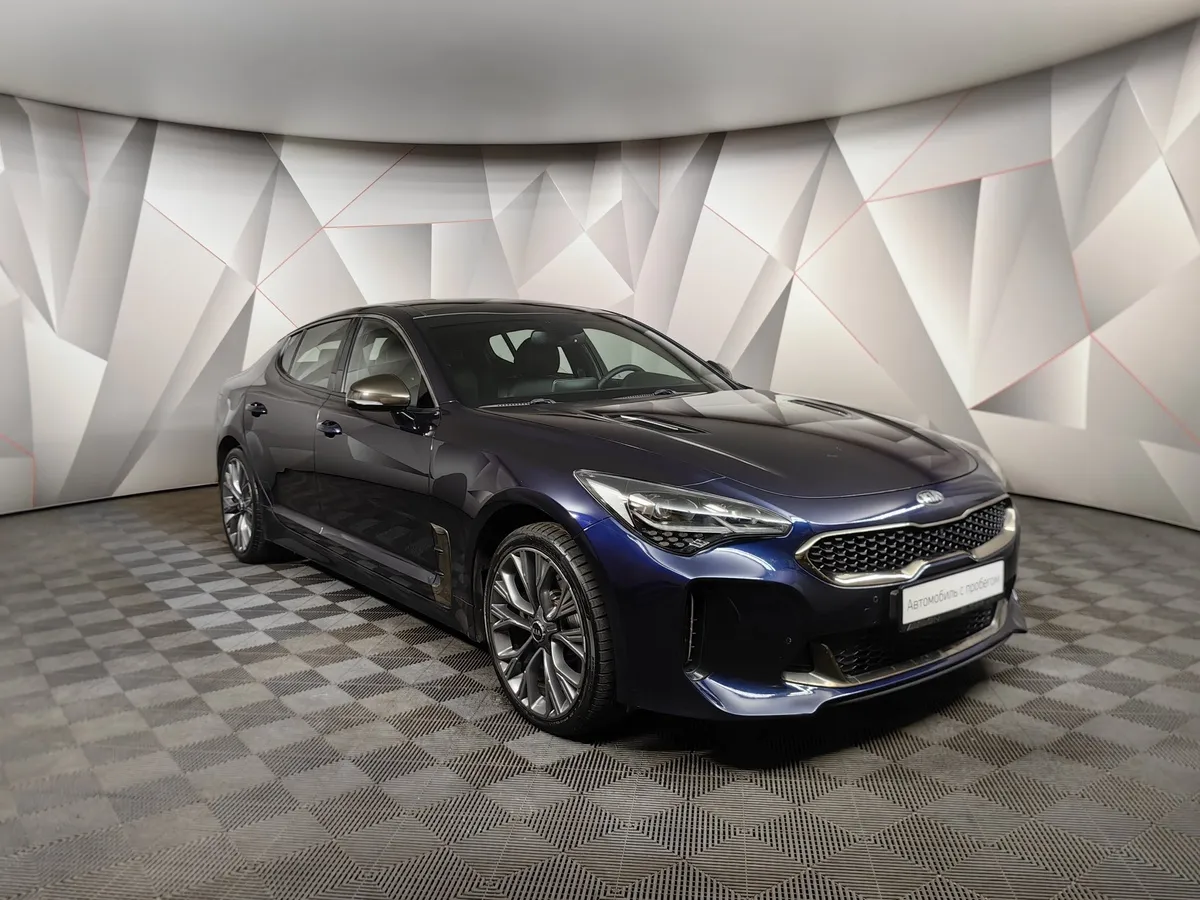 Kia Stinger 2.0 AT (247 л.с.) Comfort Синий в АВИЛОН. Слайд №3