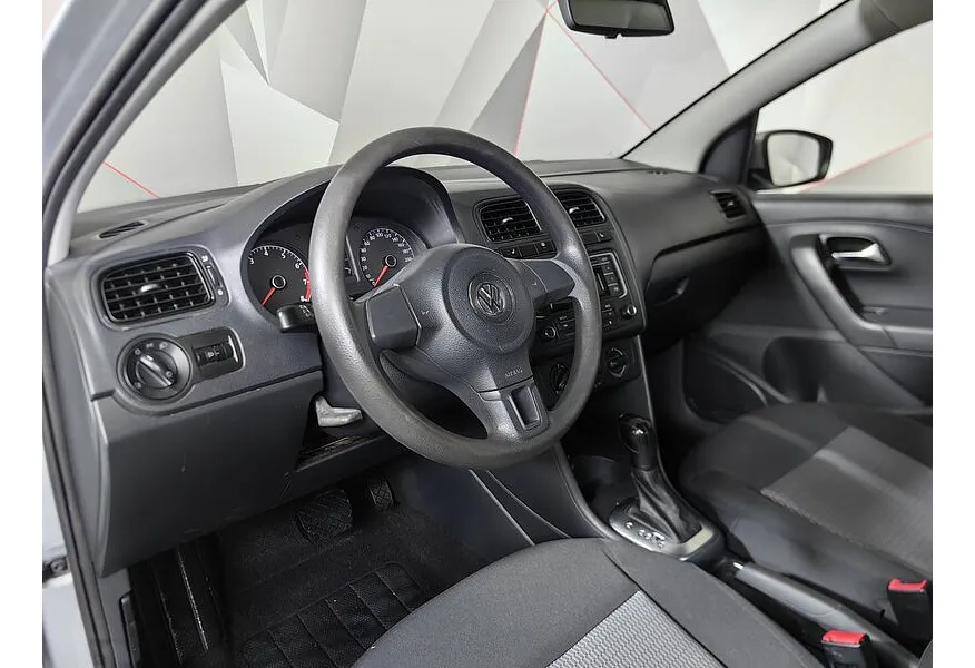 Volkswagen Polo 1.6 Tiptronic (105 л.с.) Comfortline Серебристый в АВИЛОН. Слайд №19