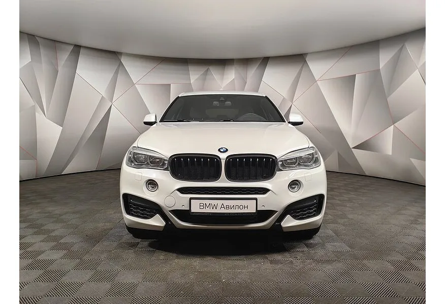 LIVE. Слайд №4