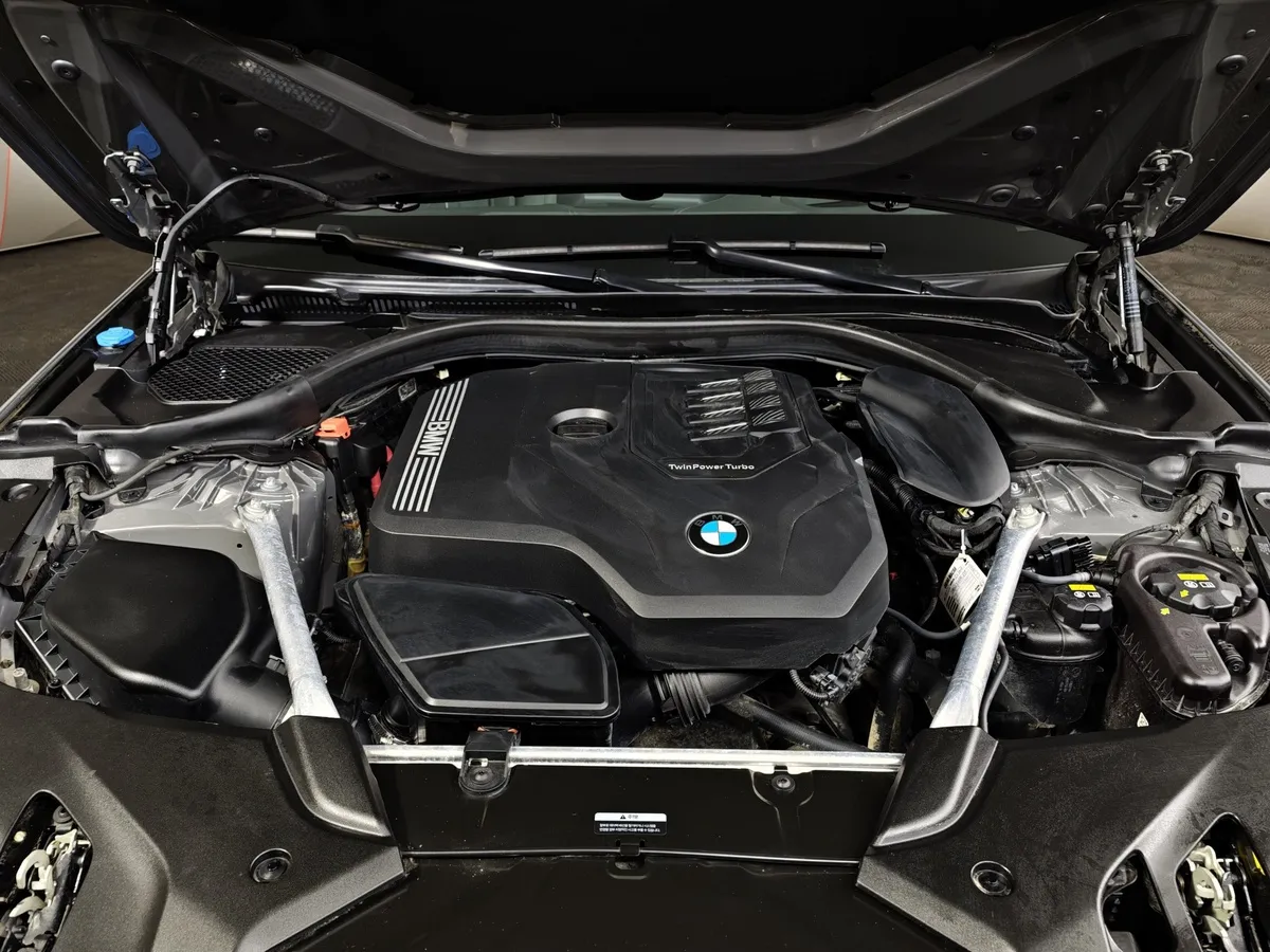 BMW 5 серия 520i Steptronic (184 л.с.) Base (Локальная сборка) Серый в АВИЛОН. Слайд №10