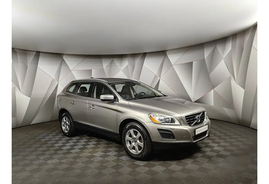 Volvo XC60 2.4 D Geartronic AWD (163 л.с.) Бежевый в АВИЛОН. Слайд №3