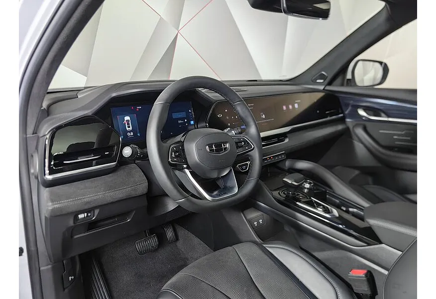 Geely Monjaro 2.0T 8AT 4WD (238 л.с.) Flagship Белый в АВИЛОН. Слайд №19