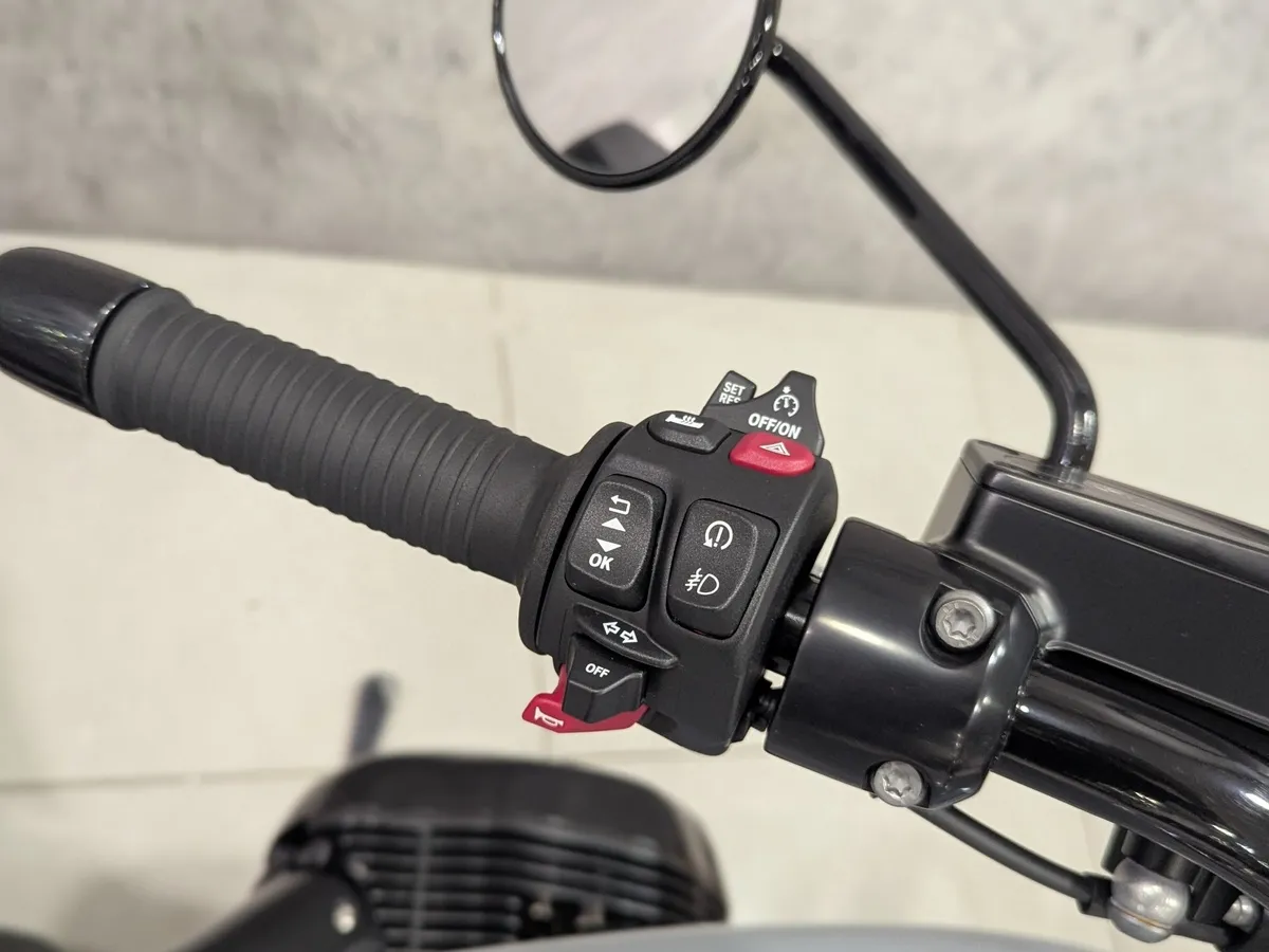 BMW Motorrad R 18 R 18 1800 см³ 1800 Серый в АВИЛОН. Слайд №10