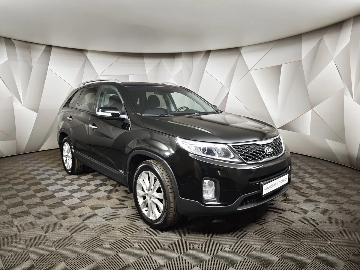Kia Sorento 2.4 AT 4WD (175 л.с.) Luxe Черный в АВИЛОН. Слайд №3