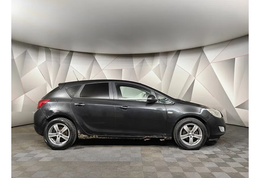 Opel Astra 1.6 AT (115 л.с.) Черный в АВИЛОН. Слайд №6