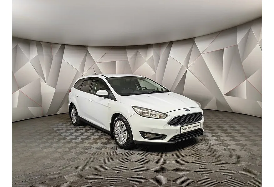 Ford Focus 1.6 PowerShift (105 л.с.) Trend Белый в АВИЛОН. Слайд №3