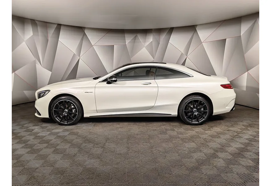 Mercedes-Benz S-Класс S 63 AMG 7G-TRONIC PLUS 4Matic (585 л.с.) Белый в АВИЛОН. Слайд №5