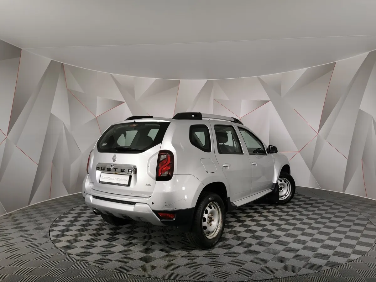 Renault Duster 2.0 MT 4x4 (143 л.с.) Серый в АВИЛОН. Слайд №2