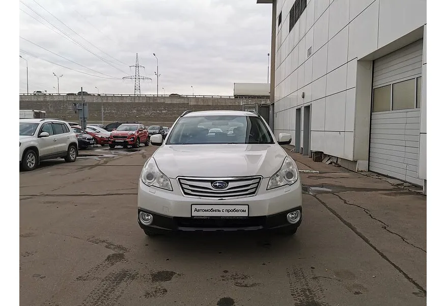 Subaru Outback 2.5 Lineartronic AWD (167 л.с.) Белый в АВИЛОН. Слайд №7