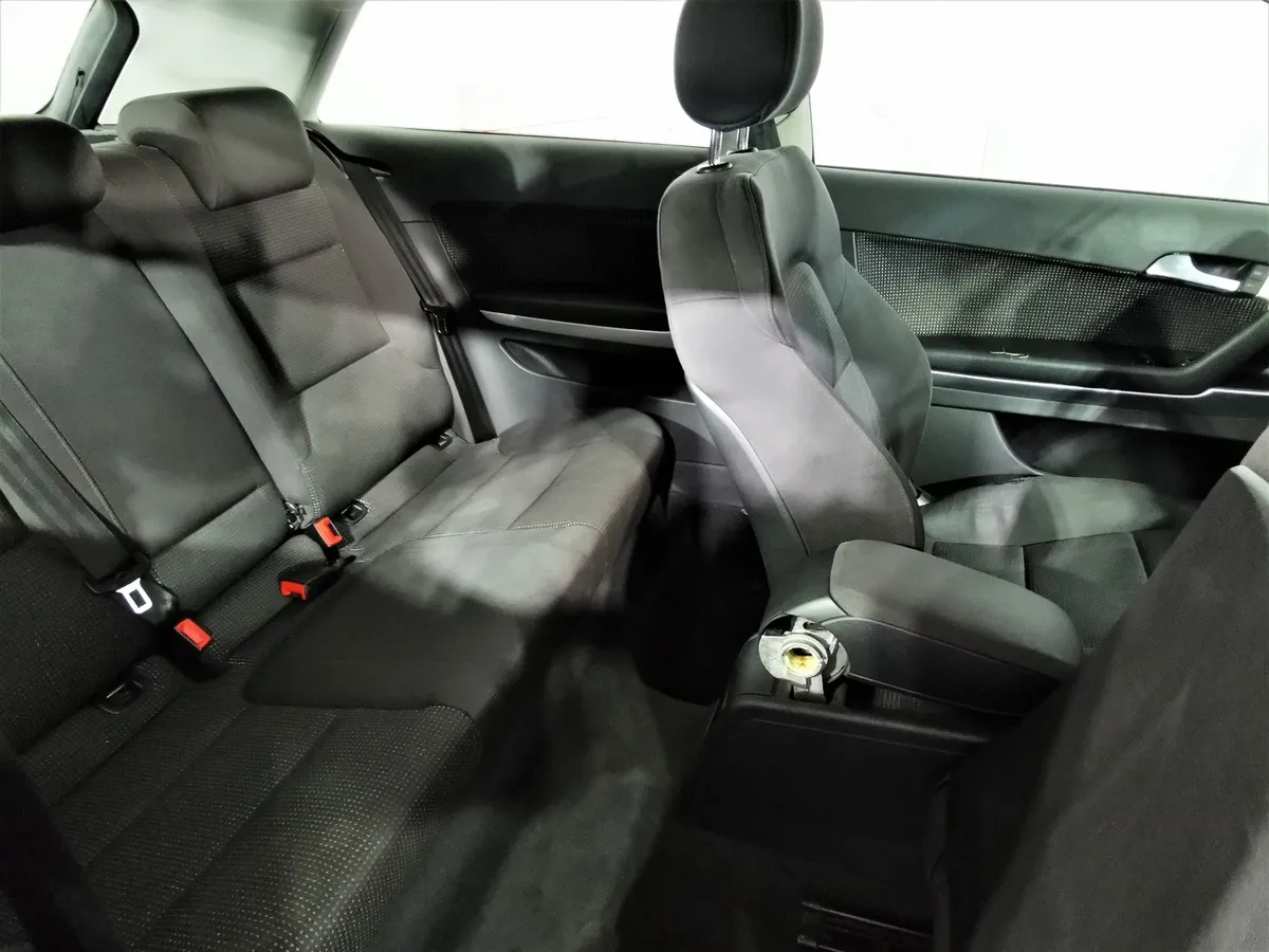 Audi A3 1.4 TFSI S-tronic (125 л.с.) Ambition Черный в АВИЛОН. Слайд №15