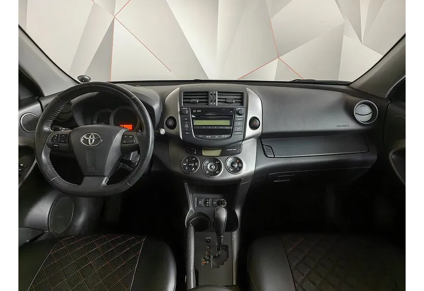 Toyota RAV4 2.0 CVT (158 л.с.) Красный в АВИЛОН. Слайд №14