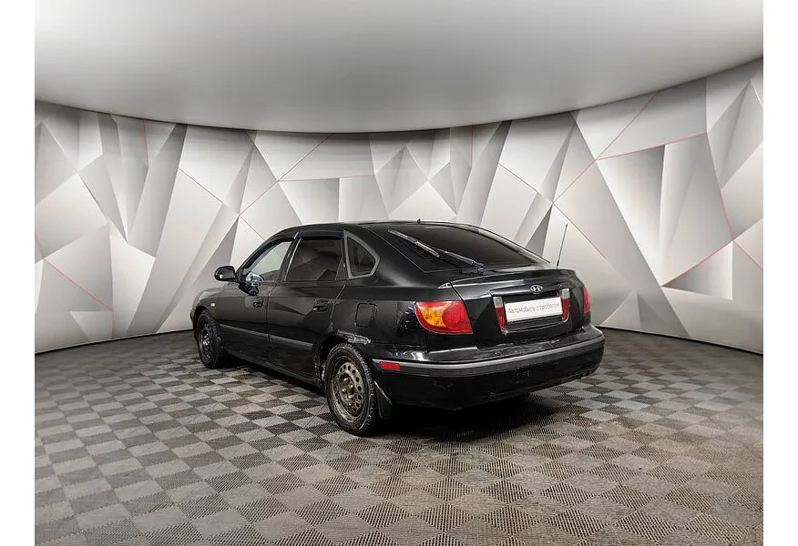 Hyundai Elantra 1.6 AT (105 л.с.) Черный в АВИЛОН. Слайд №4