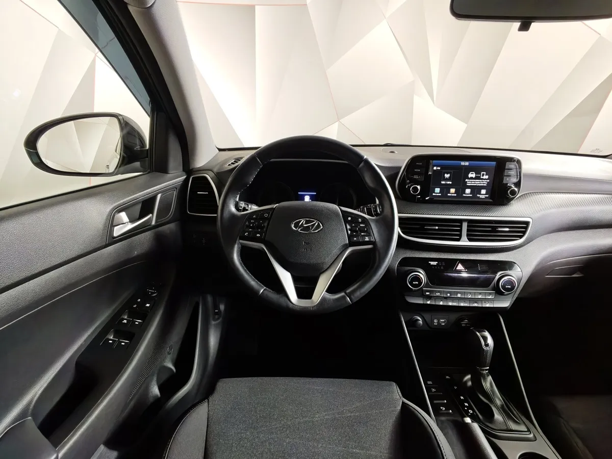 Hyundai Tucson 2.0 (150 л.с.) MPI-6AT-2WD Family Черный в АВИЛОН. Слайд №20