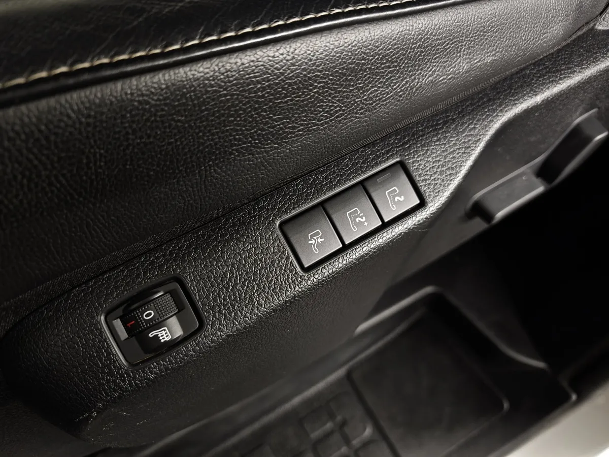 Peugeot Traveller Business 2.0 Hdi AT (150 л.с.) VIP Серый в АВИЛОН. Слайд №19