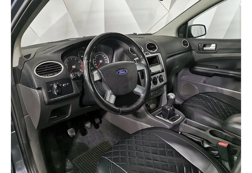 Ford Focus 1.8 MT (125 л.с.) Ghia Серый в АВИЛОН. Слайд №17