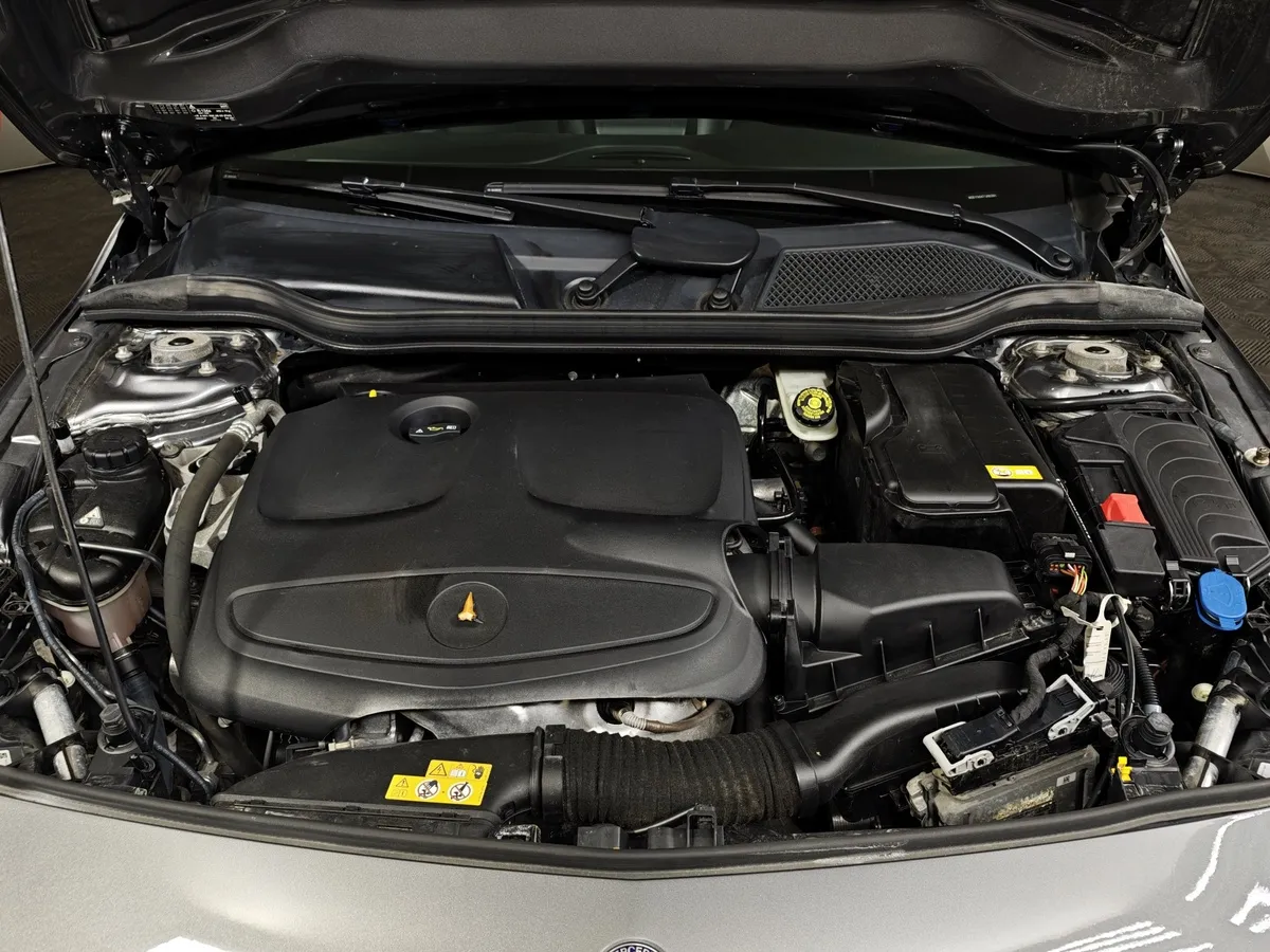 Mercedes-Benz A-Класс A 220 4MATIC (184 л.с.) Особая серия Серый в АВИЛОН. Слайд №11