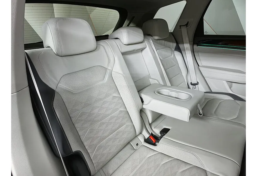 АВИЛОН - Volkswagen Touareg 2.0 TSI Tiptronic 4Motion (249 л.с.) Exclusive Серый - slide 13