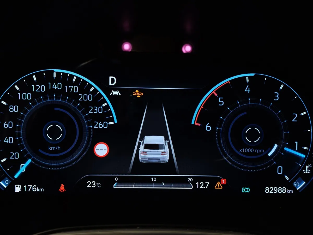 Genesis GV80 3.0D VGT 8AT 4WD (249 л.с.) Luxury + Advanced Smart Sense Черный в АВИЛОН. Слайд №18