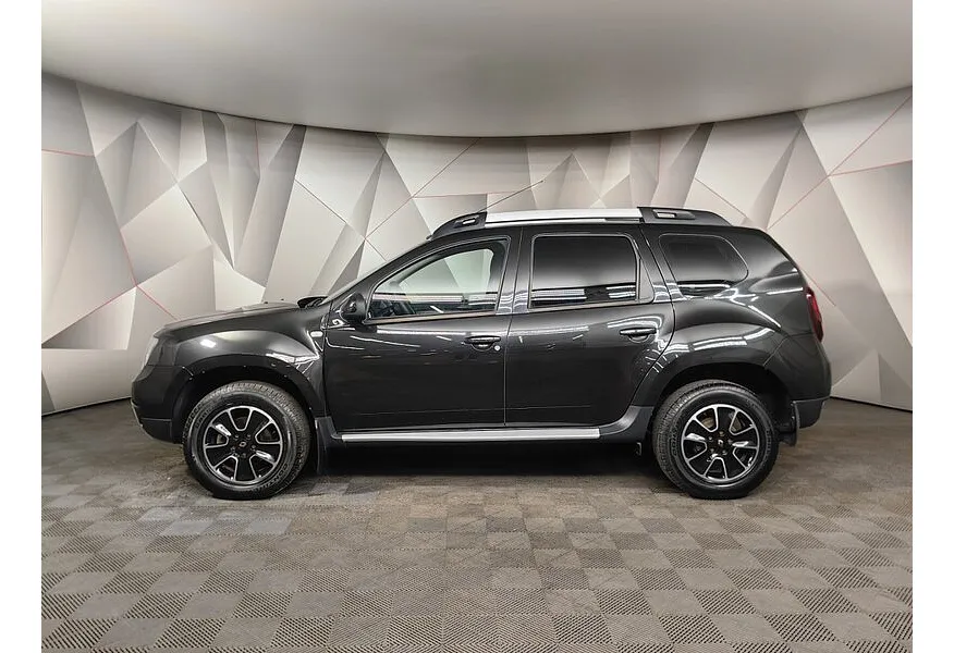 Renault Duster 1.5 dCI MT 4WD (110 л.с.) Черный в АВИЛОН. Слайд №5