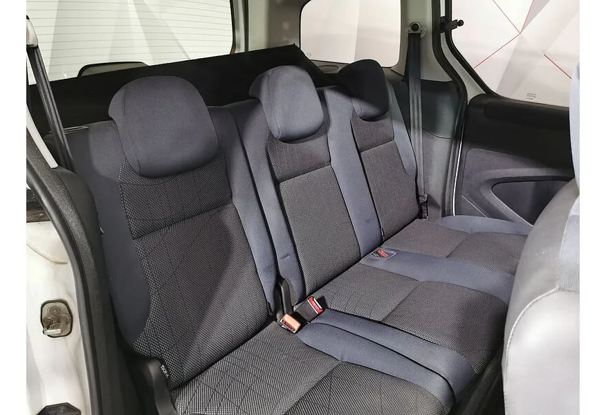 Peugeot Partner 1.6 HDi MT (90 л.с.) Белый в АВИЛОН. Слайд №15