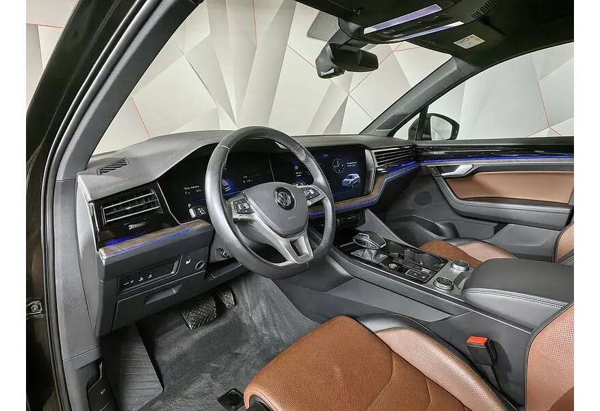 Volkswagen Touareg 2.0 TSI Tiptronic 4Motion (249 л.с.) Respect Коричневый в АВИЛОН. Слайд №10