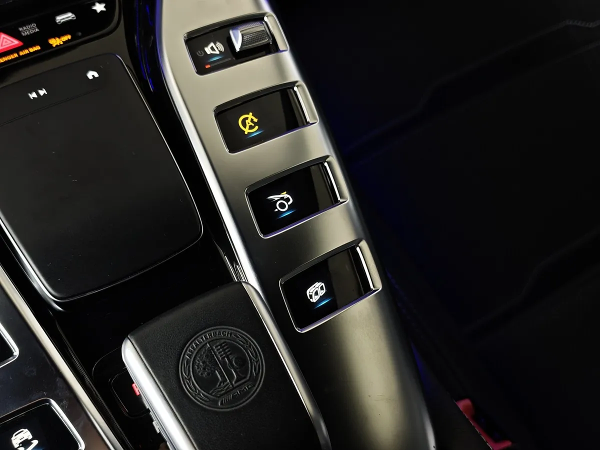 Mercedes-Benz AMG GT 43 4MATIC SPEEDSHIFT TCT 9G (367 л.с.) Черный в АВИЛОН. Слайд №29
