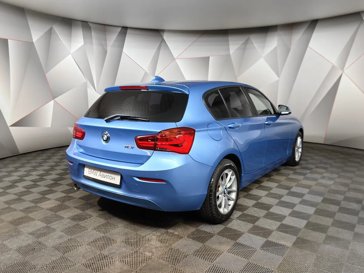 BMW 1 серия 118i AT (136 л.с.) Синий в АВИЛОН. Слайд №2