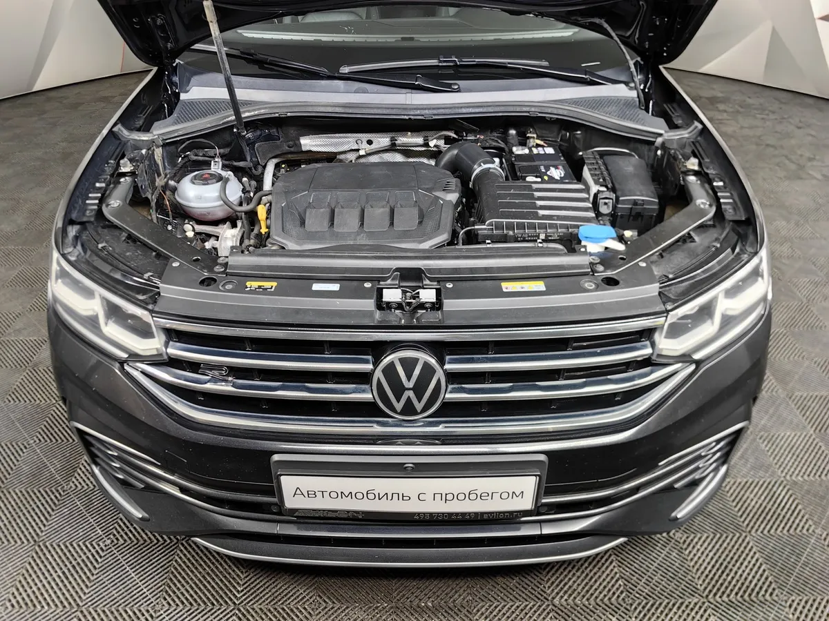 Volkswagen Tiguan 2.0 TSI 4Motion DSG (220 л.с.) Sportline Черный в АВИЛОН. Слайд №11