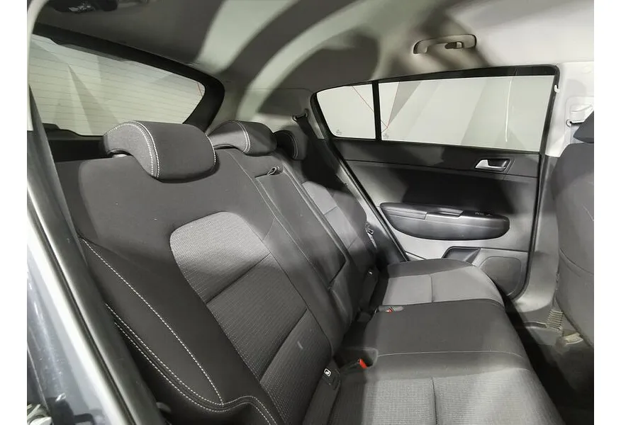 Kia Sportage 2.0 MPI AT 4WD (150 л.с.) Luxe Серый в АВИЛОН. Слайд №15