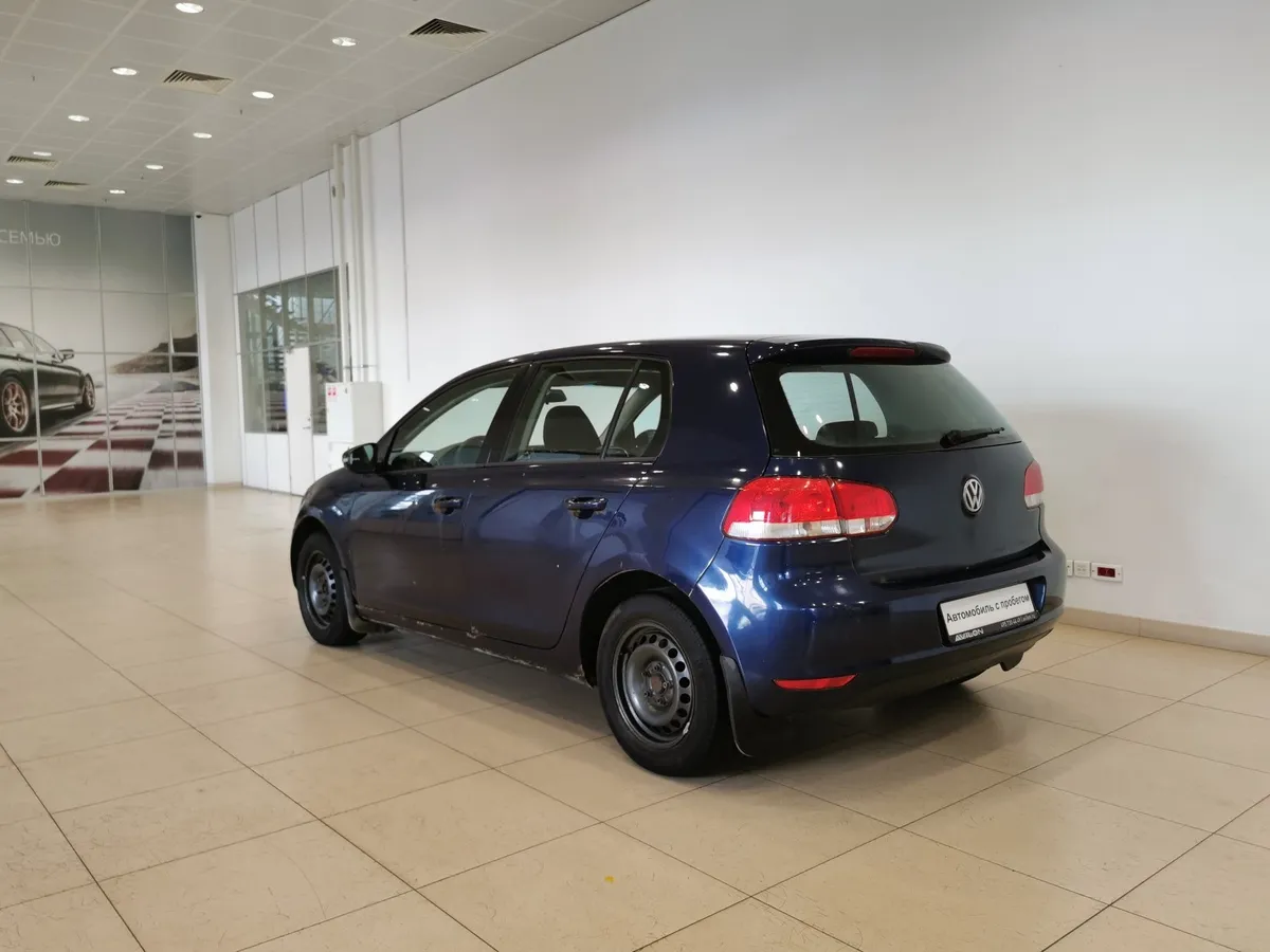 Volkswagen Golf 1.2 TSI MT (85 л.с.) Trendline Синий в АВИЛОН. Слайд №4