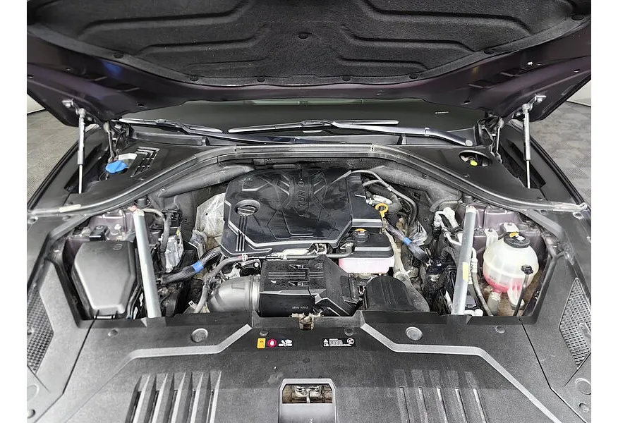 Genesis GV70 2.5T-GDI 8AT 4WD (249 л.с.) Advance + Smart Sense Красный в АВИЛОН. Слайд №11