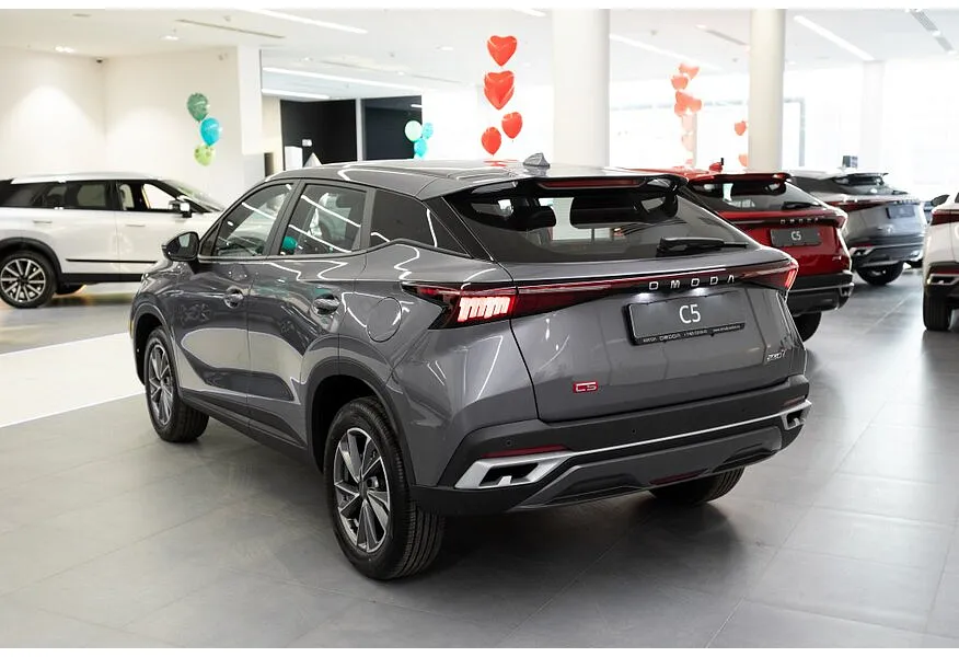 Omoda C5 1.6T DCT 4WD (150 л.с.) Supreme Серый в АВИЛОН. Слайд №6