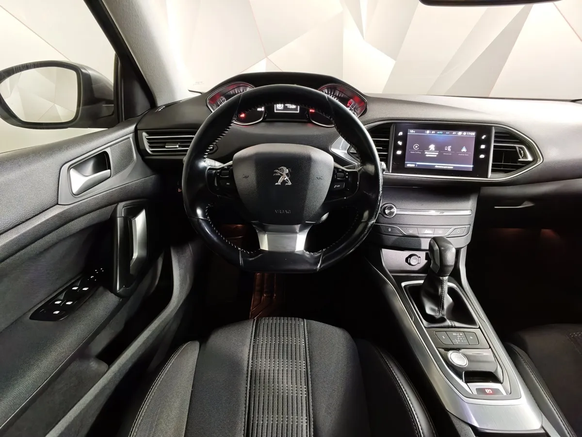 Peugeot 308 1.6 HDi 6AMT (109 л.с.) Серый в АВИЛОН. Слайд №18