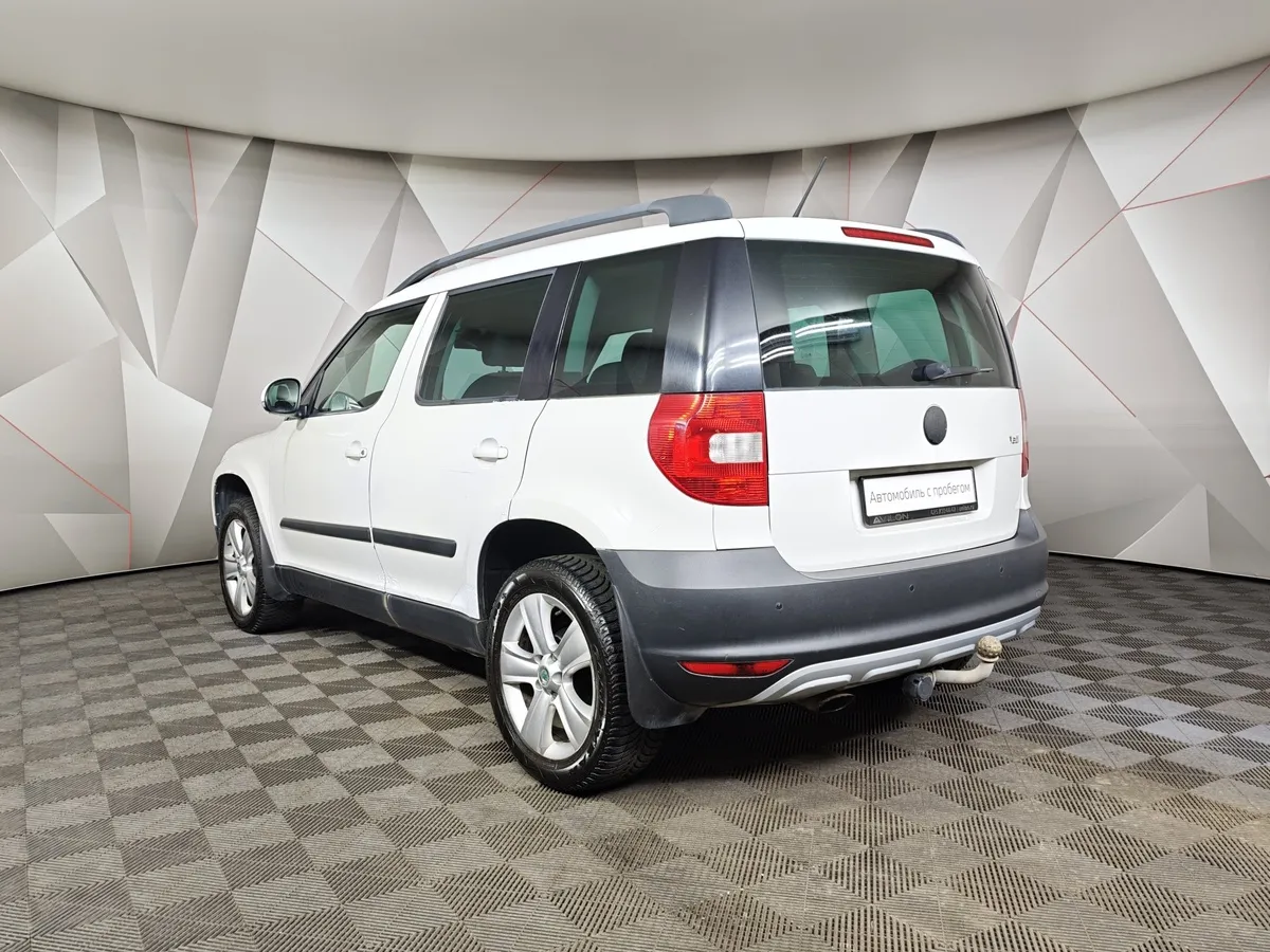 Skoda Yeti 1.2 TSI DSG (105 л.с.) Active Белый в АВИЛОН. Слайд №4