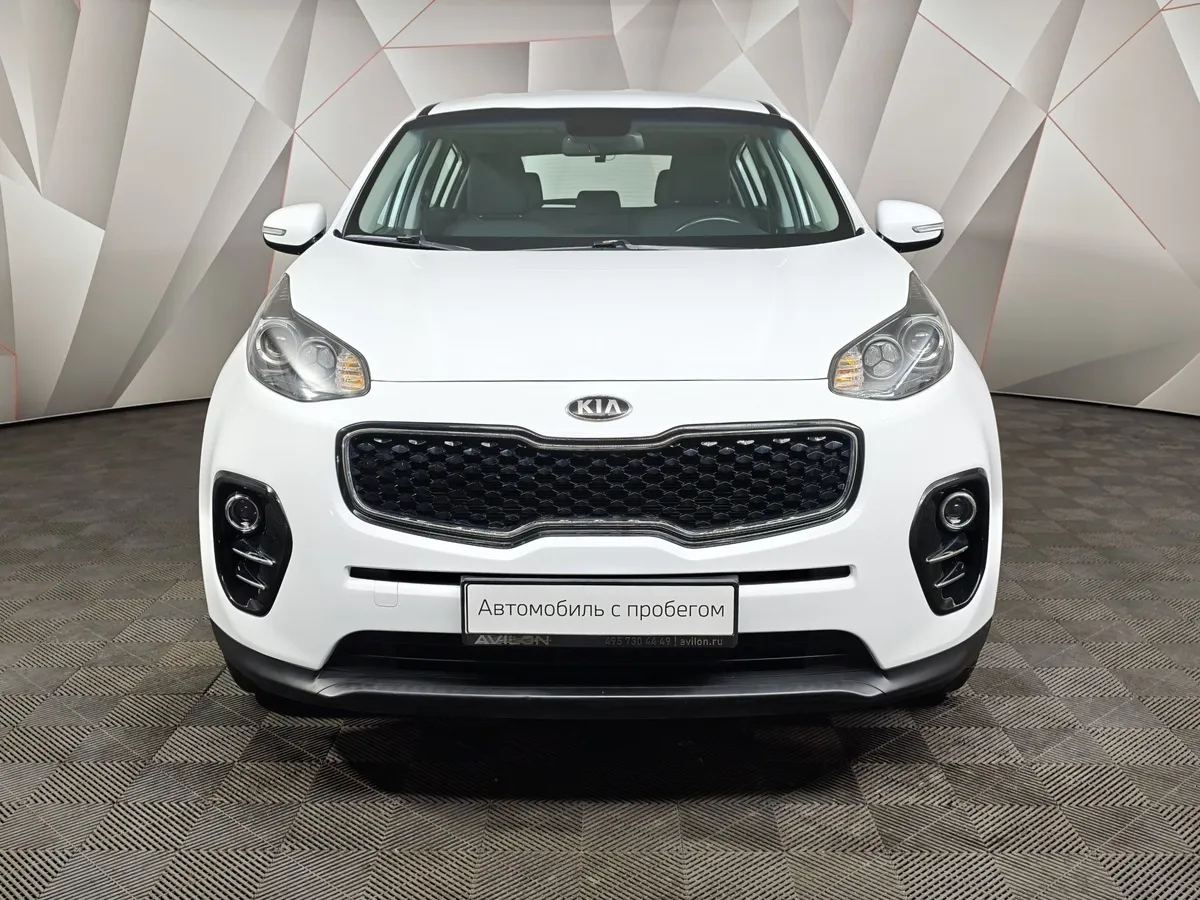 Kia Sportage 2.0 AT (150 л.с.) Comfort Белый в АВИЛОН. Слайд №7