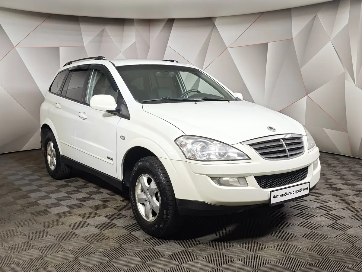 SsangYong Kyron 2.3 E-Tronic 4WD (150 л.с.) Белый в АВИЛОН. Слайд №3