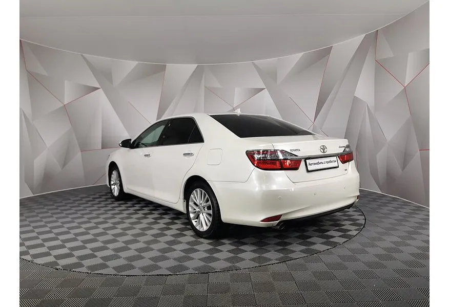 Toyota Camry 3.5 AT (249 л.с.) Белый в АВИЛОН. Слайд №4 Toyota Camry 3.5 AT (249 л.с.) Белый в АВИЛОН. Слайд №4