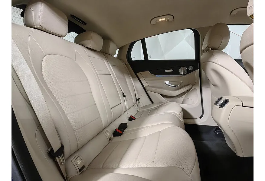 Mercedes-Benz GLC Купе 300 9G-TRONIC 4MATIC (245 л.с.) Sport Синий в АВИЛОН. Слайд №16