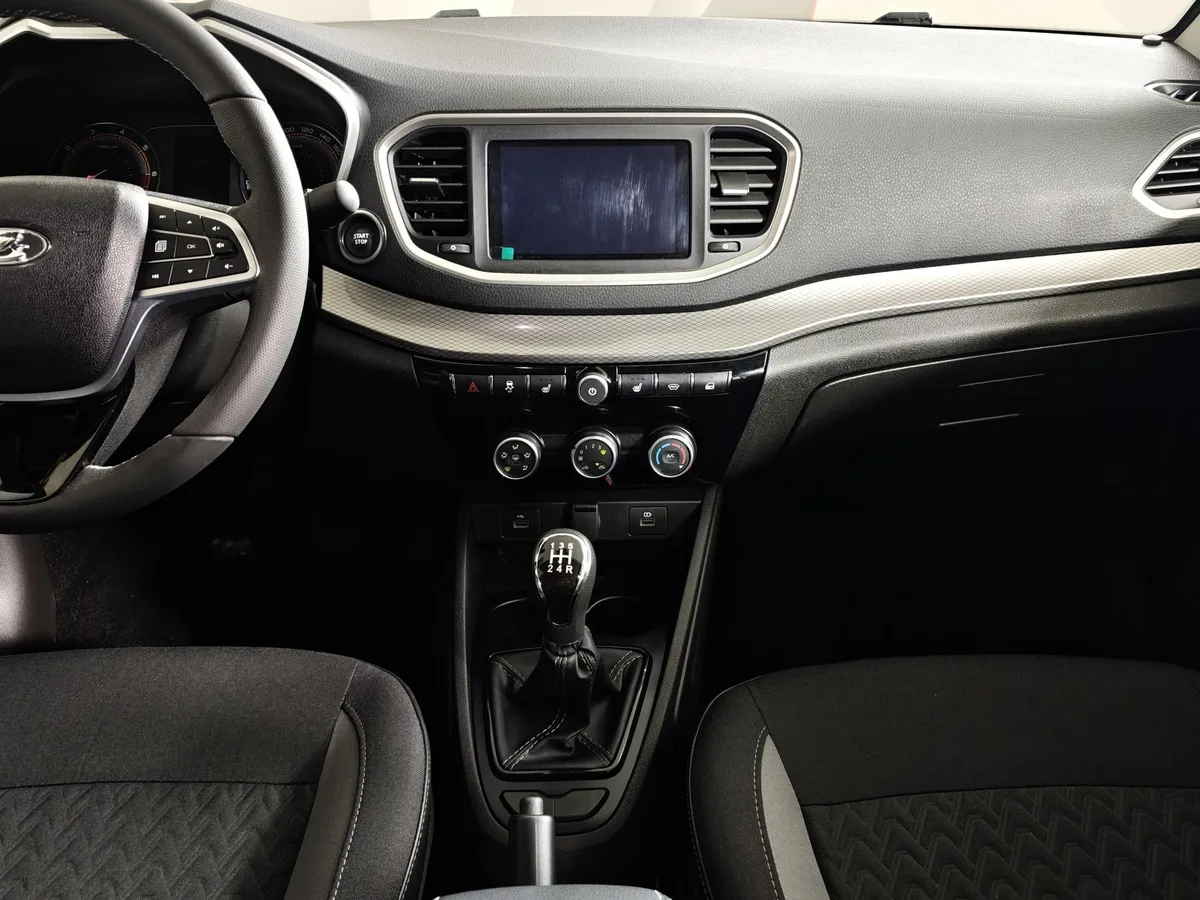 ВАЗ (Lada) Vesta 1.6 MT (106 л.с.) Белый в АВИЛОН. Слайд №15