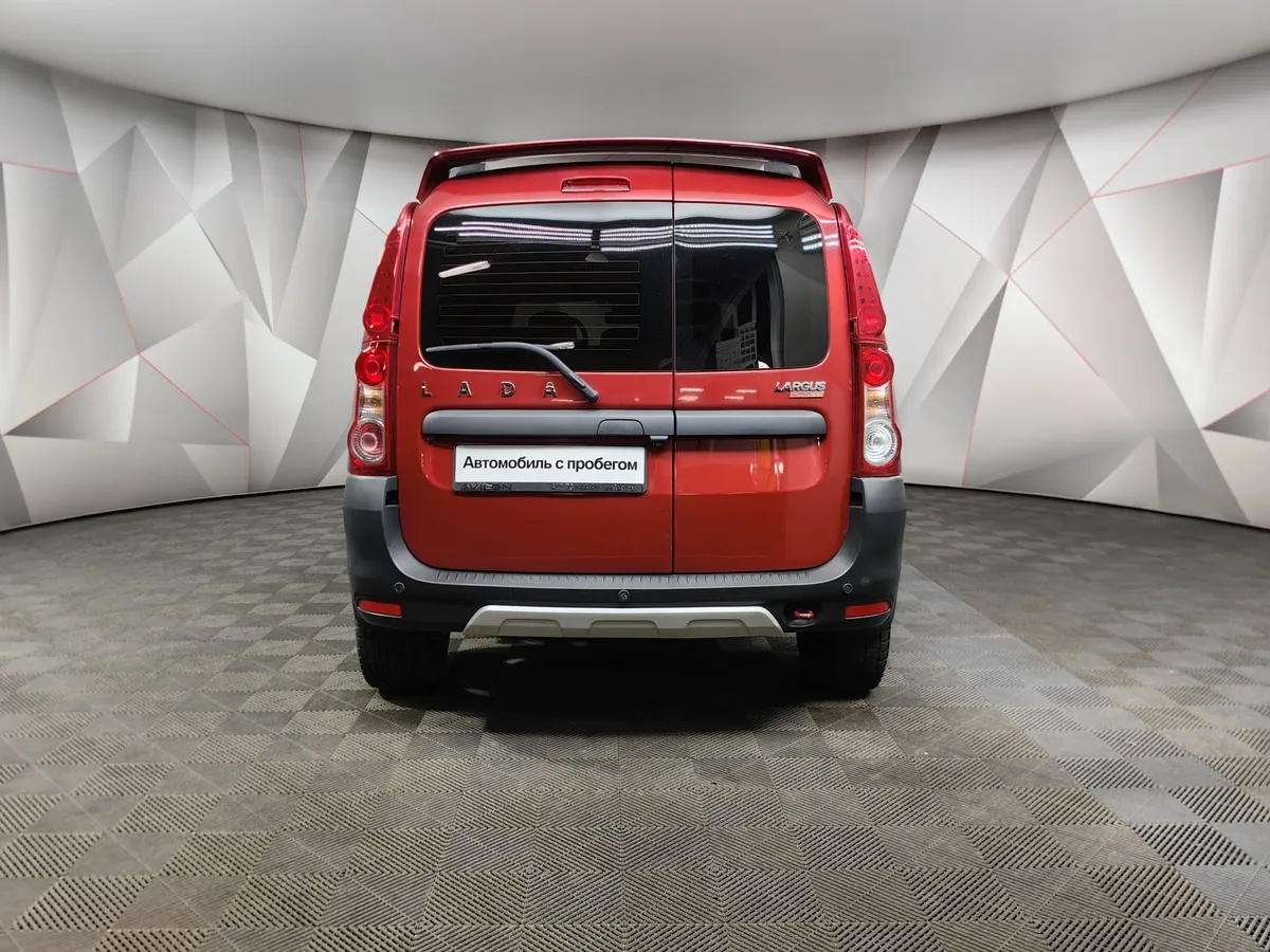 ВАЗ (Lada) Largus 1.6 MT 16 кл (5 мест) (106 л.с.) KS045-52-X00 Luxe Красный в АВИЛОН. Слайд №8