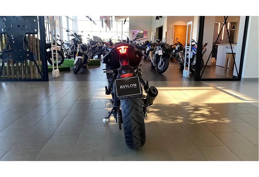 LIVE. Слайд №6