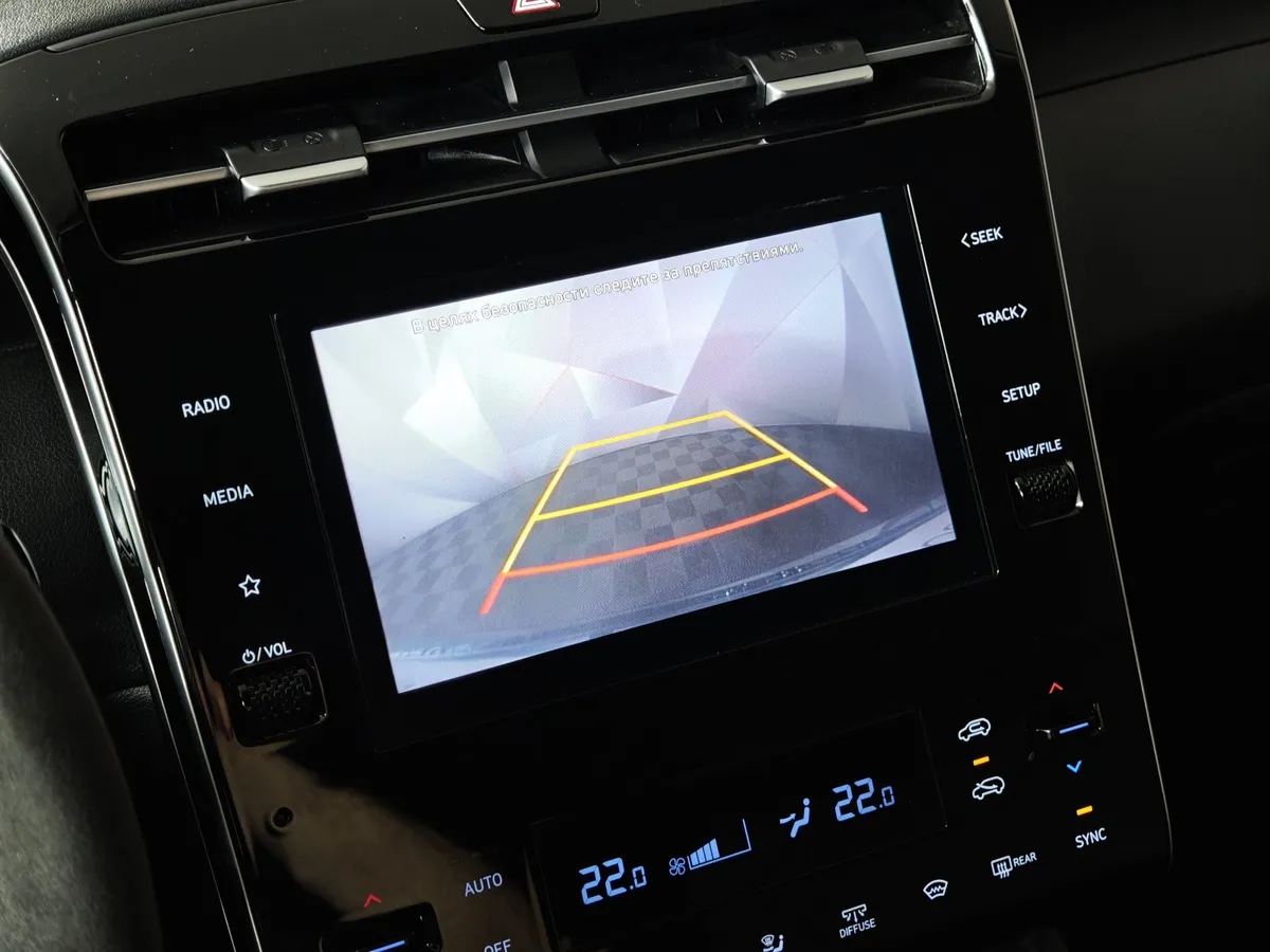 Hyundai Tucson 2.0 (185 л.с.) Diesel-8AT - 4WD Family Серый в АВИЛОН. Слайд №21